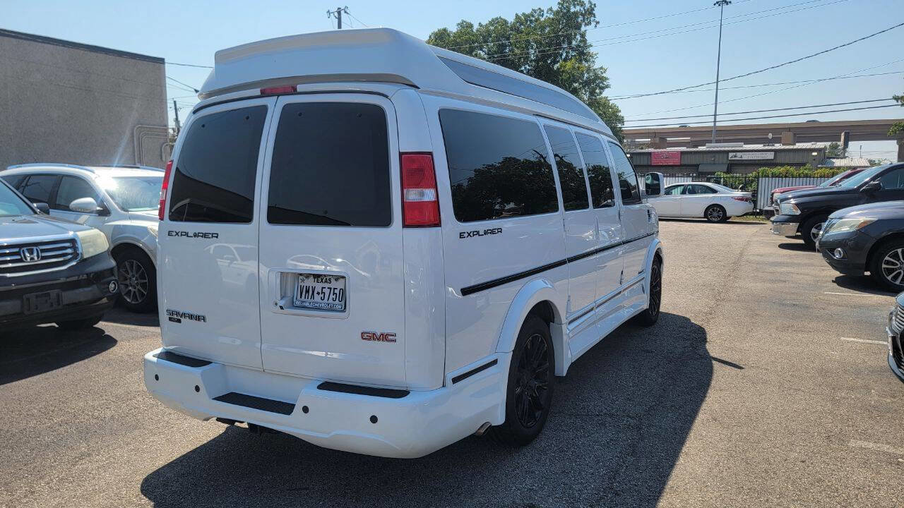 Used 2021 GMC Savana 2500 2500 3dr Cargo Van w/ Enhanced Convenience Package image 5