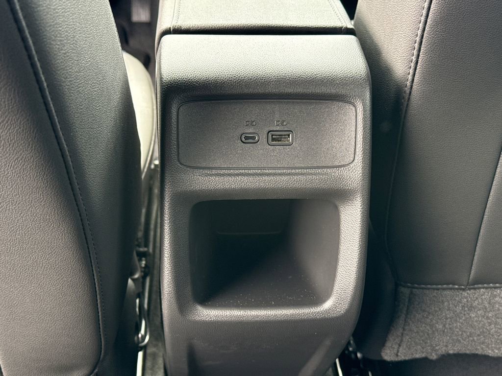New 2026 Buick Envista Sport Touring FWD image 28