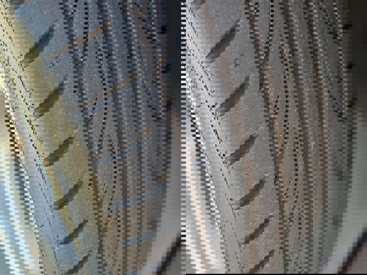 Used 2004 Porsche 911 Carrera image 18