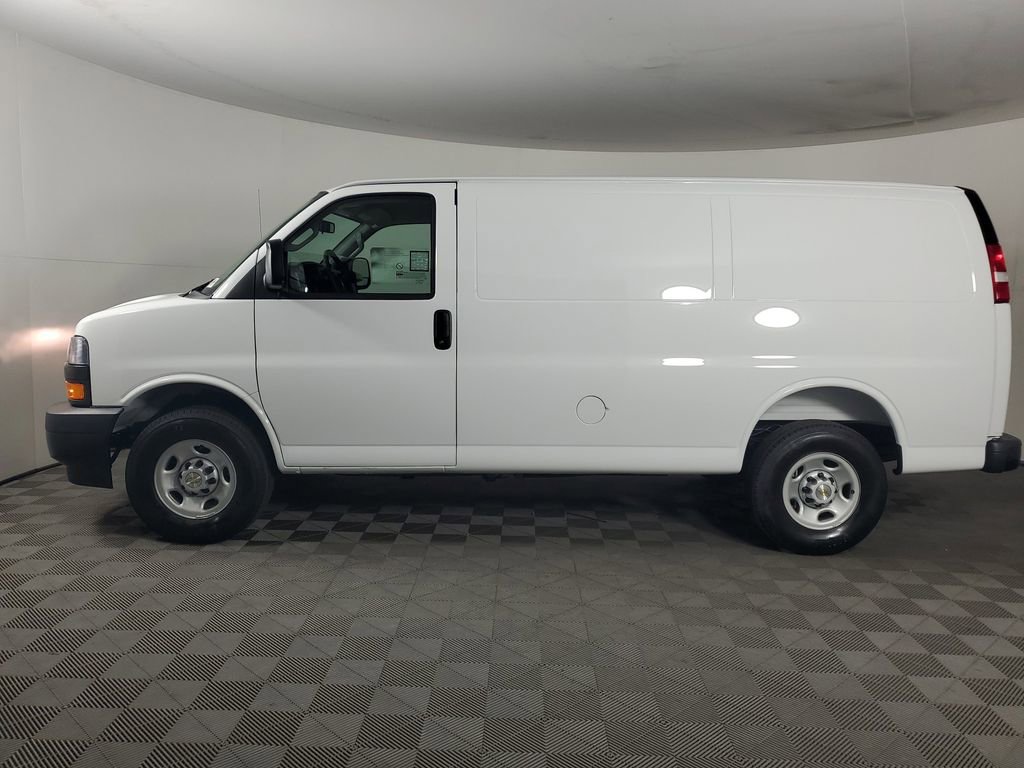 New 2026 Chevrolet Express 2500 w/ Driver Convenience Package RWD image 7