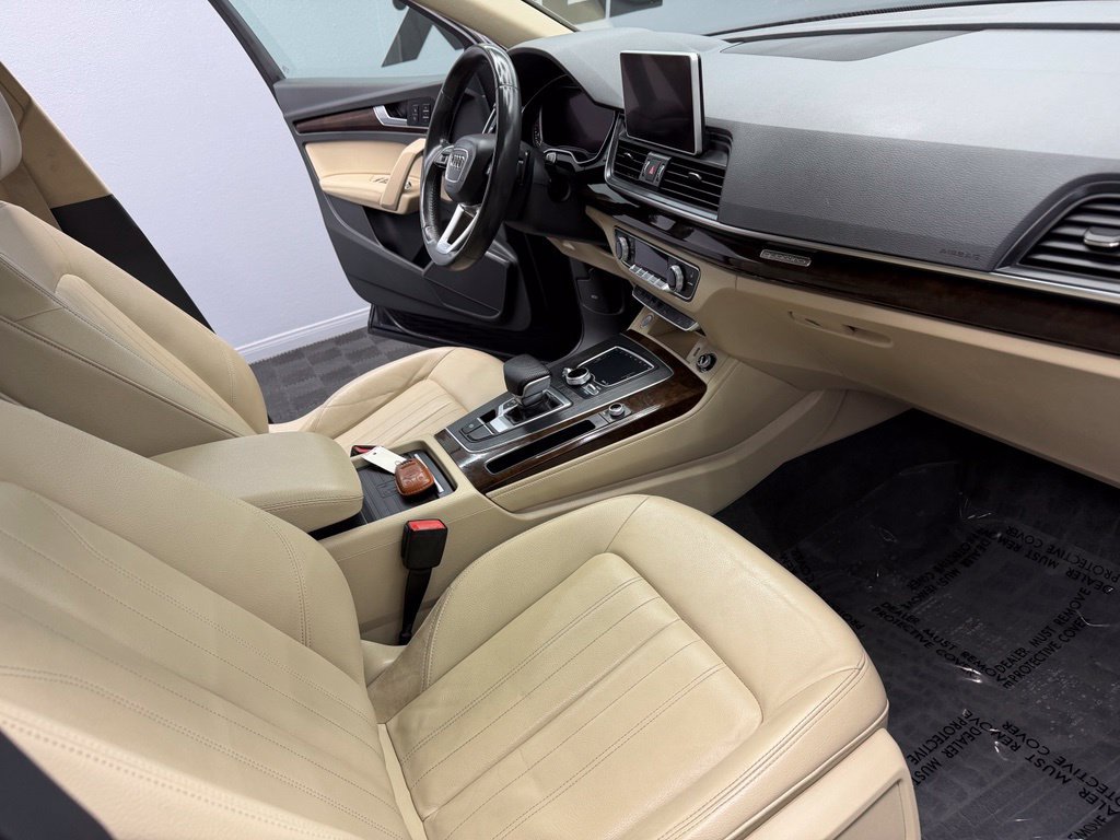 Used 2020 Audi Q5 2.0T Premium Plus w/ Premium Plus Package AWD/4WD image 51