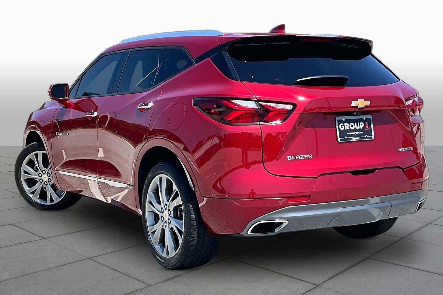 Used 2019 Chevrolet Blazer Premier w/ Sun and Wheels Package FWD image 12