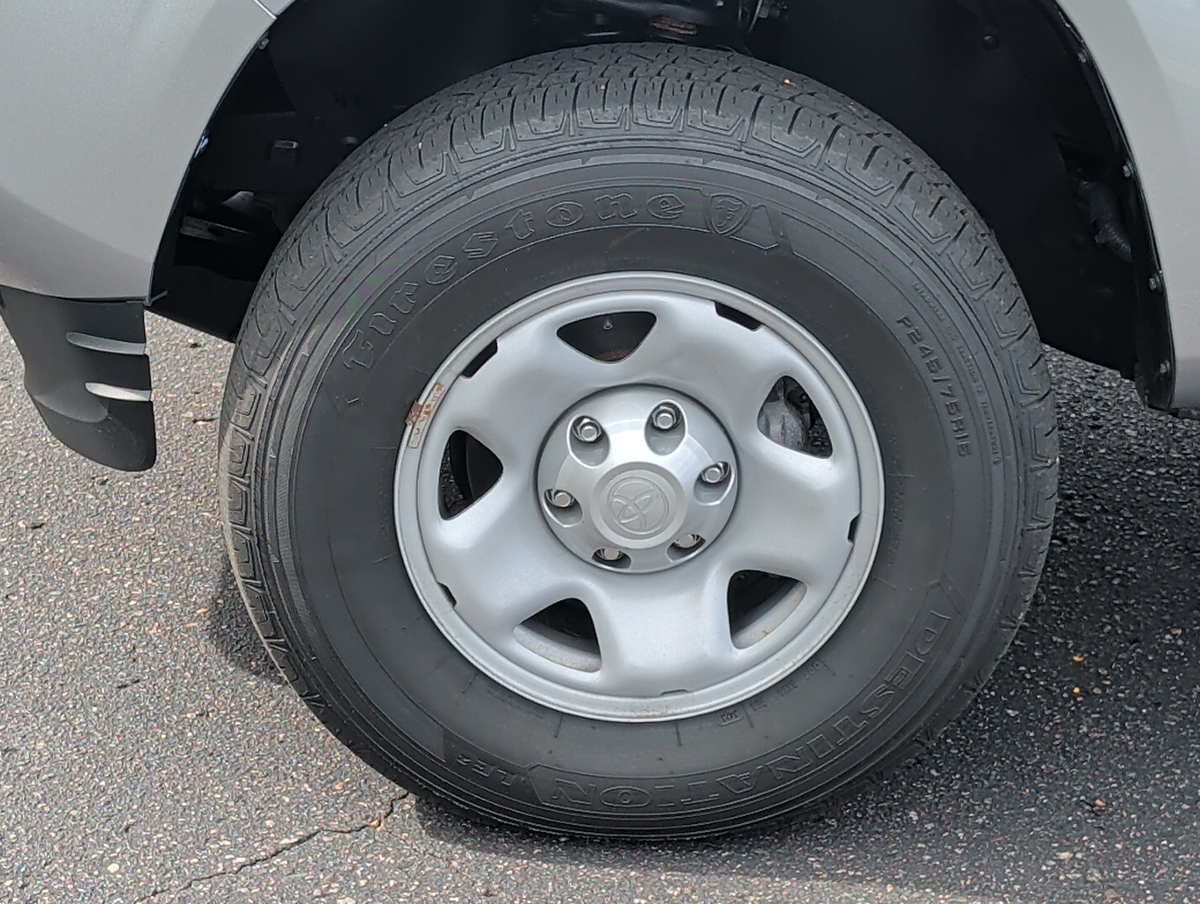 Used 2023 Toyota Tacoma SR AWD/4WD image 16