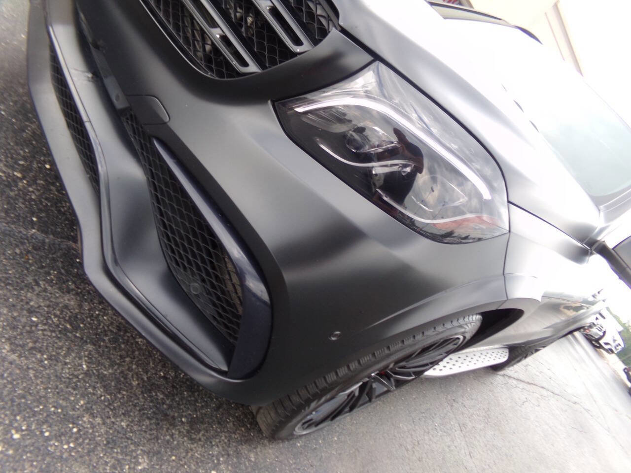 Used 2018 Mercedes-Benz GLS 63 AMG 4MATIC w/ AMG Night Styling Package image 43