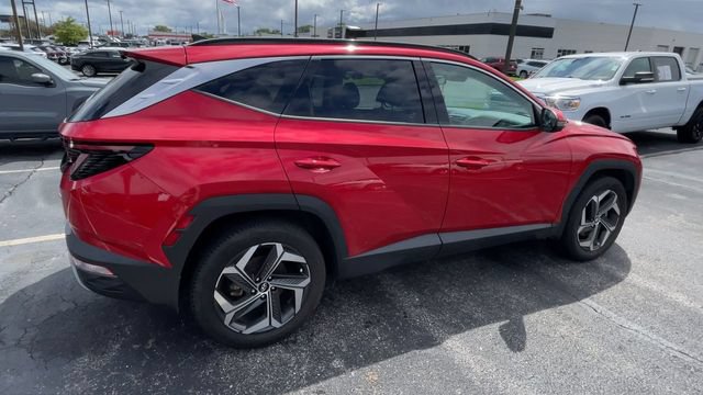 Used 2023 Hyundai Tucson Limited w/ Cargo Package AWD/4WD image 2