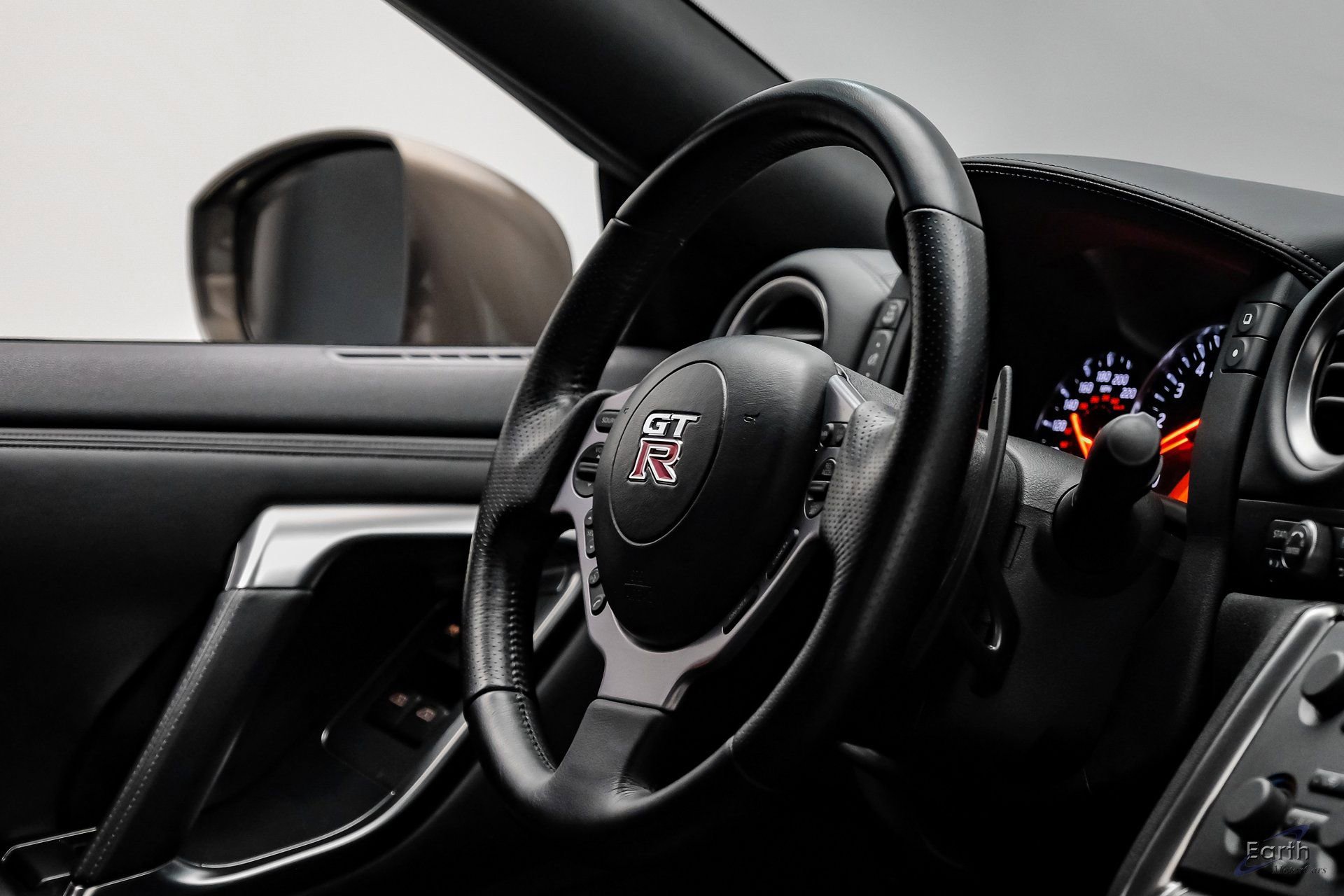 Used 2009 Nissan GT-R Premium image 58