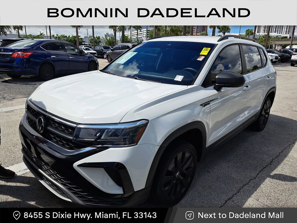 Used 2022 Volkswagen Taos S w/ IQ Drive S Package image 2