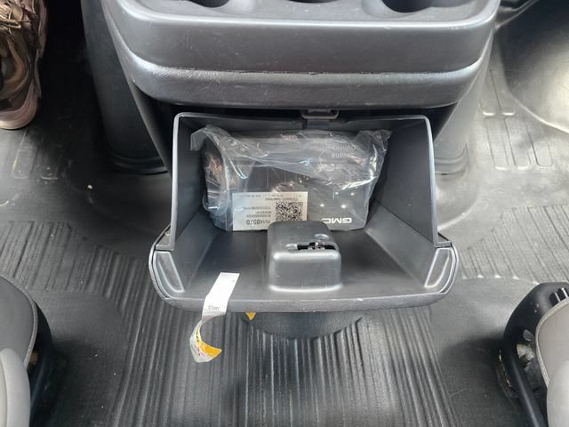 Used 2024 GMC Savana 2500 w/ Driver Convenience Package RWD image 18