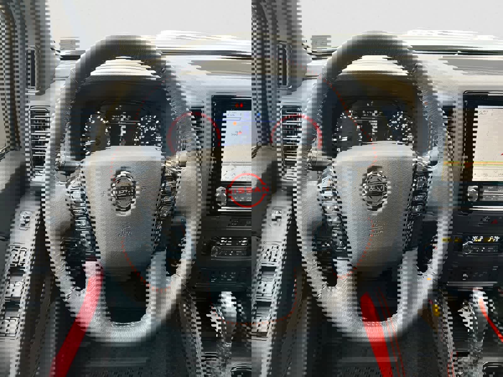 Certified 2024 Nissan Frontier PRO-4X w/ Technology Package image 13