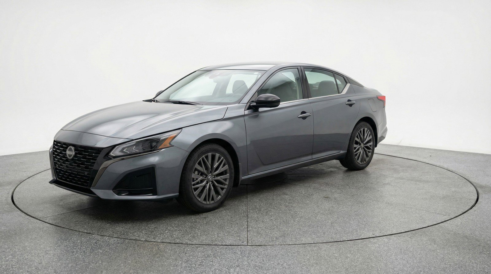 Used 2025 Nissan Altima 2.5 SV image 3