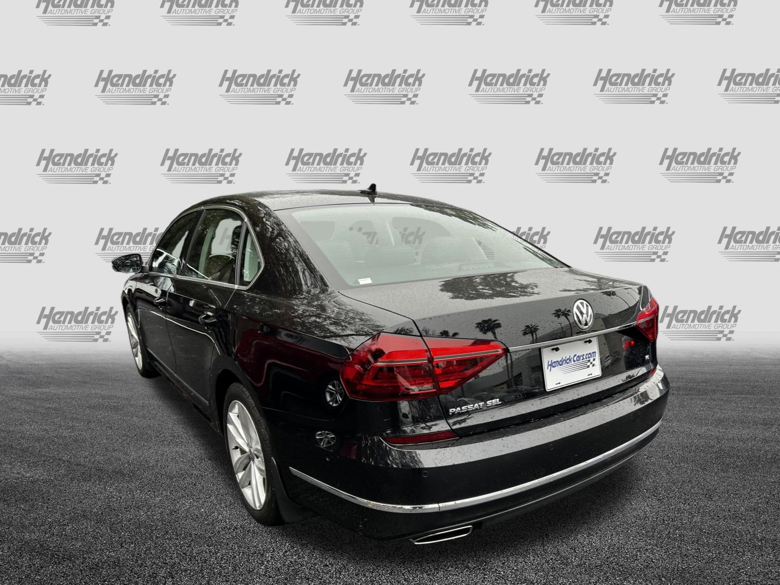 Used 2018 Volkswagen Passat 3.6 SEL Premium image 7