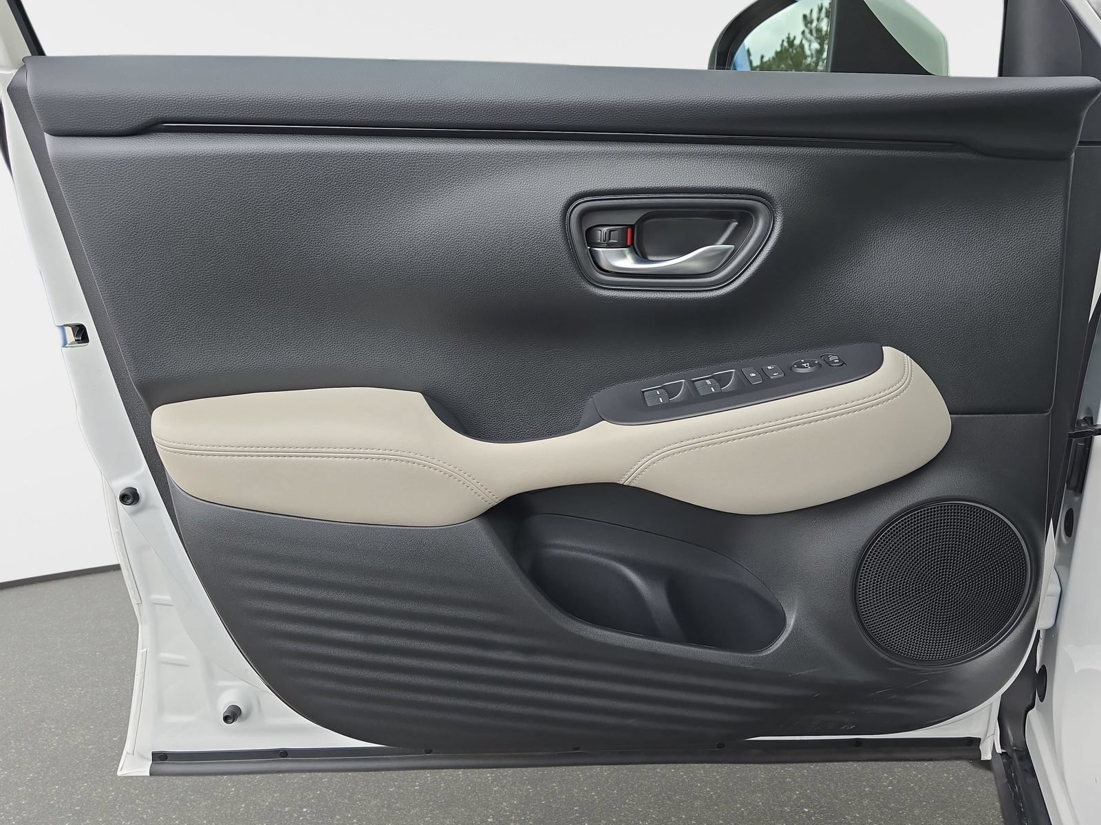 Used 2026 Honda HR-V LX image 27