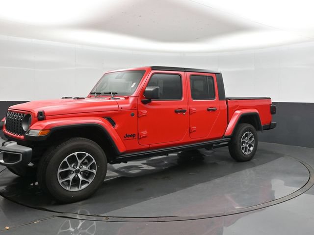 Used 2024 Jeep Gladiator Sport AWD/4WD image 3