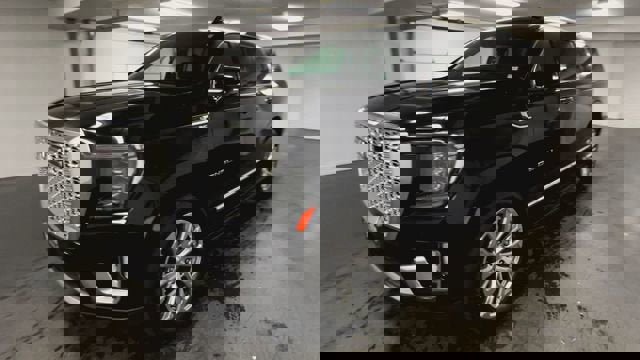 Certified 2024 GMC Yukon XL Denali w/ Max Trailering Package image 4