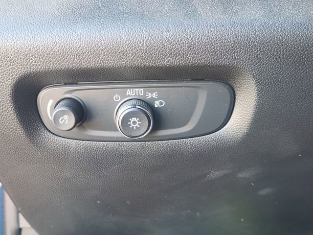 Used 2023 Chevrolet Traverse LT w/ LPO, Floor Liner Package image 22