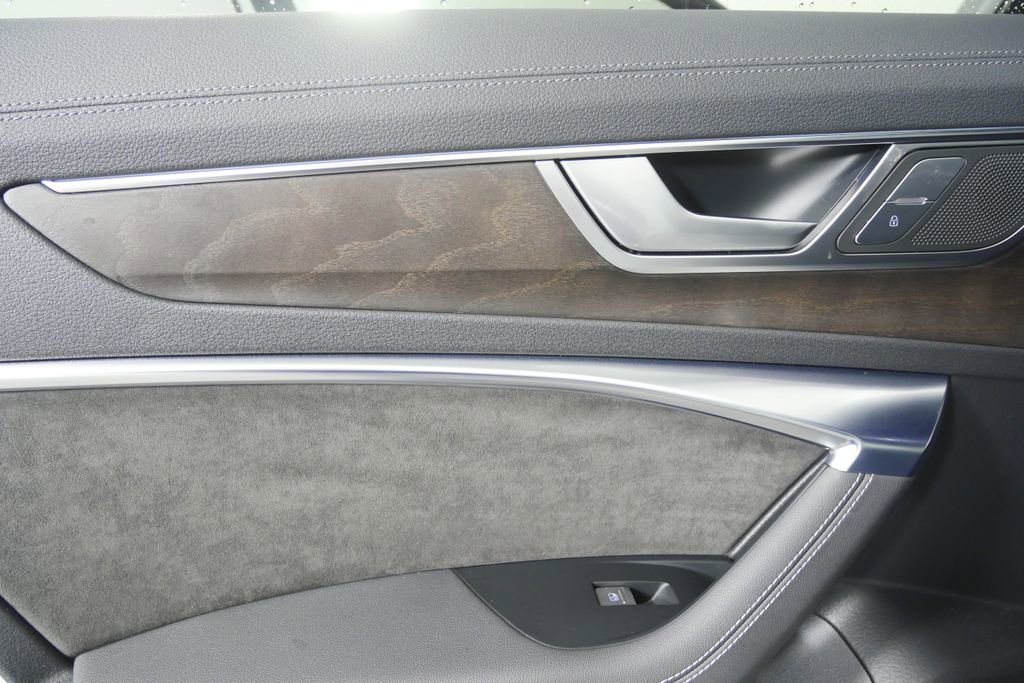 Used 2020 Audi S6 Premium Plus w/ S Sport Package image 12