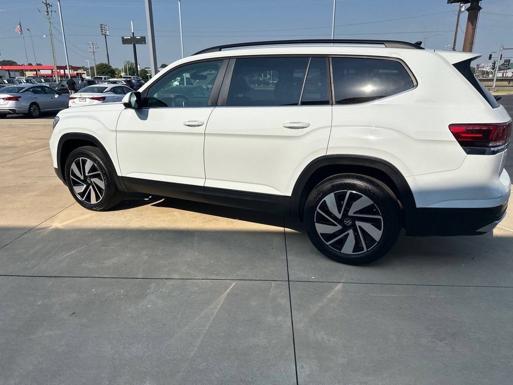 Used 2024 Volkswagen Atlas SE FWD image 10