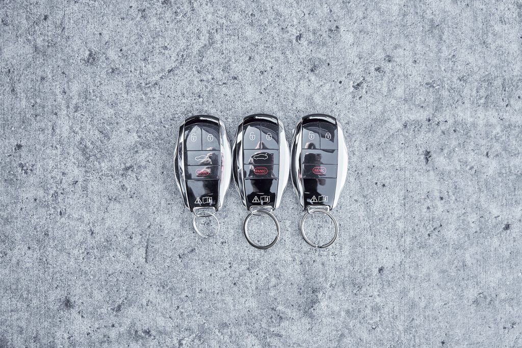 Used 2023 Bentley Flying Spur V8 image 86