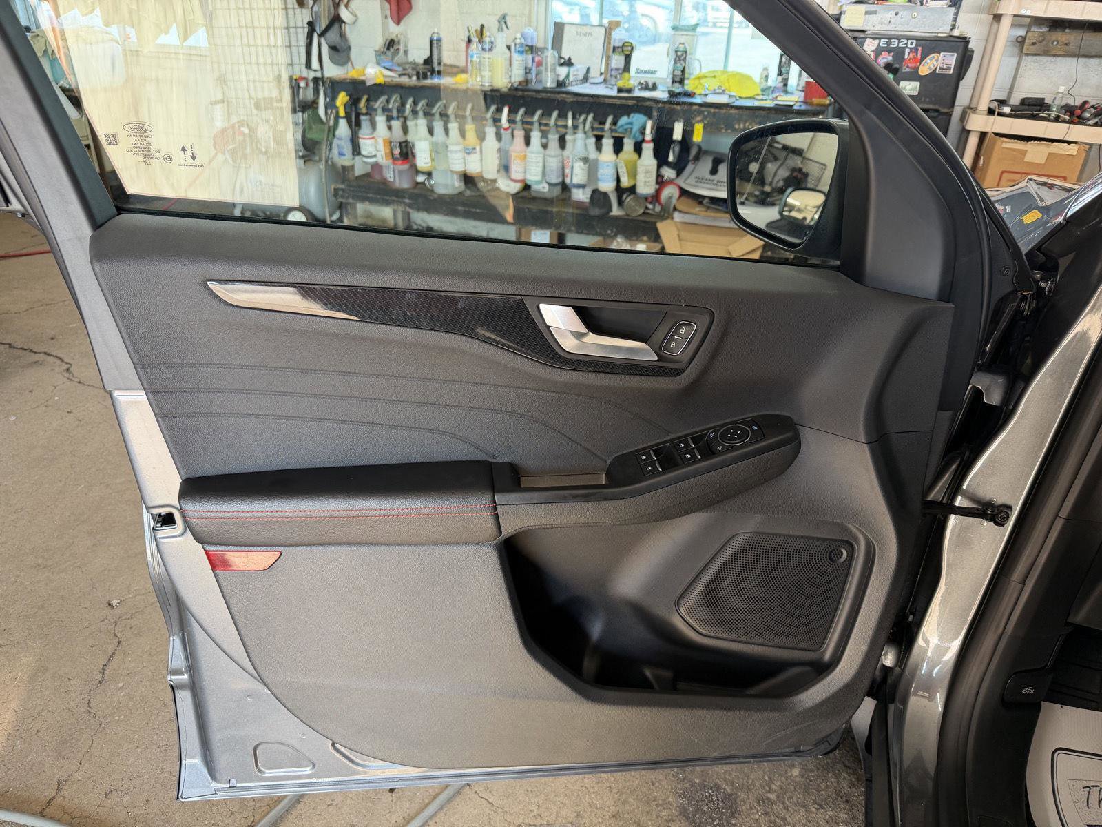 Used 2025 Ford Escape ST-Line w/ Cold Weather Package image 12