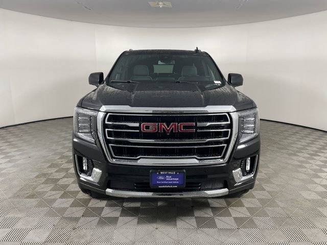 Used 2023 GMC Yukon SLT w/ SLT Luxury Package image 2