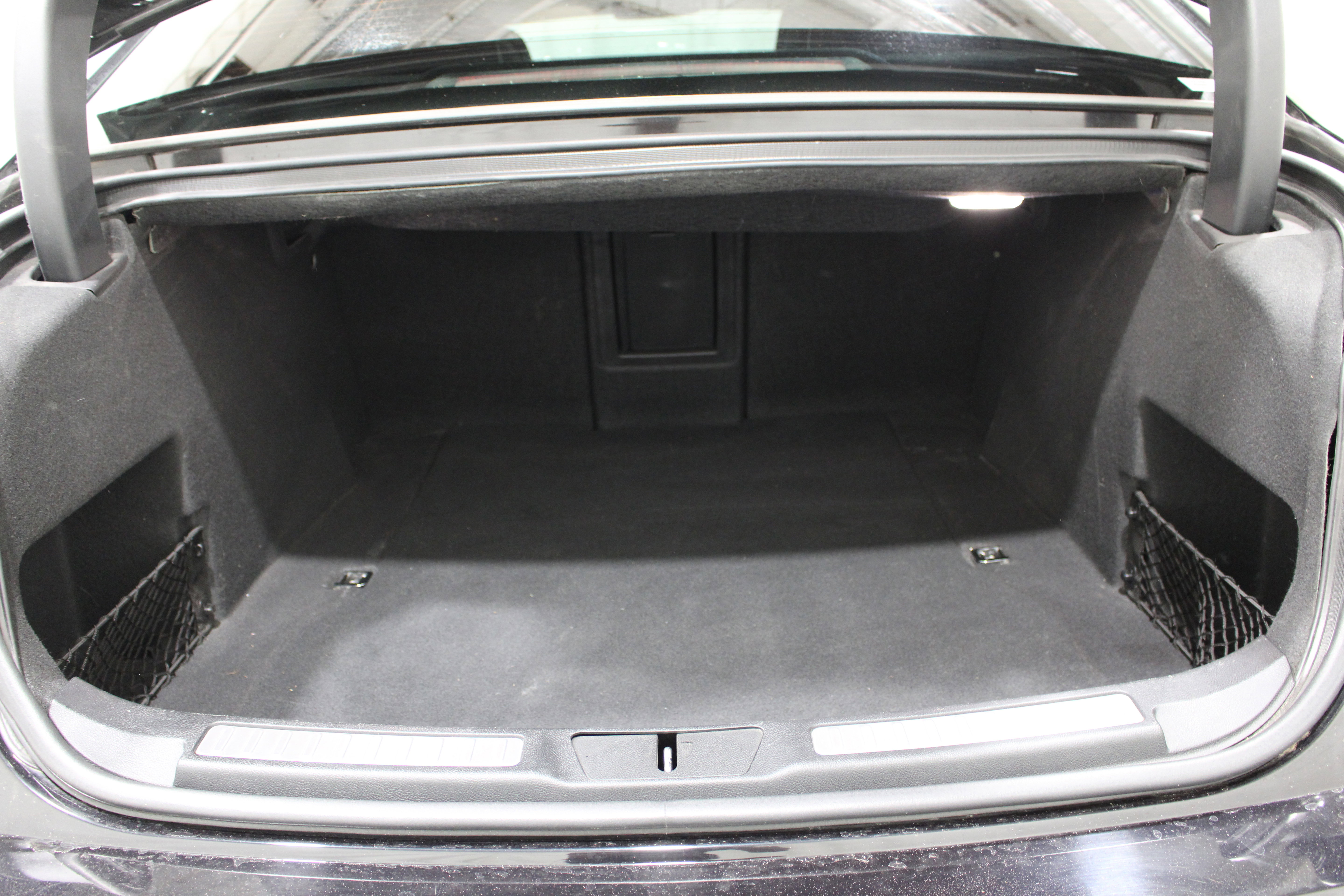 Used 2019 Lincoln Continental Reserve w/ Rear Seat Package FWD image 22