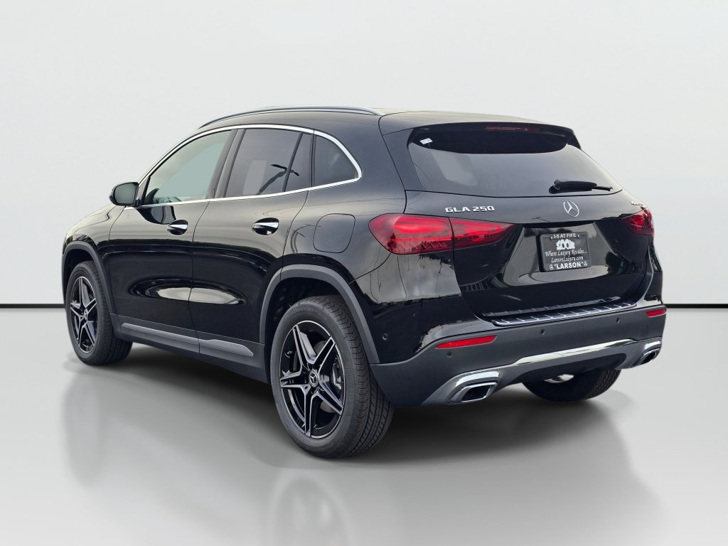 New 2026 Mercedes-Benz GLA 250 4MATIC image 3