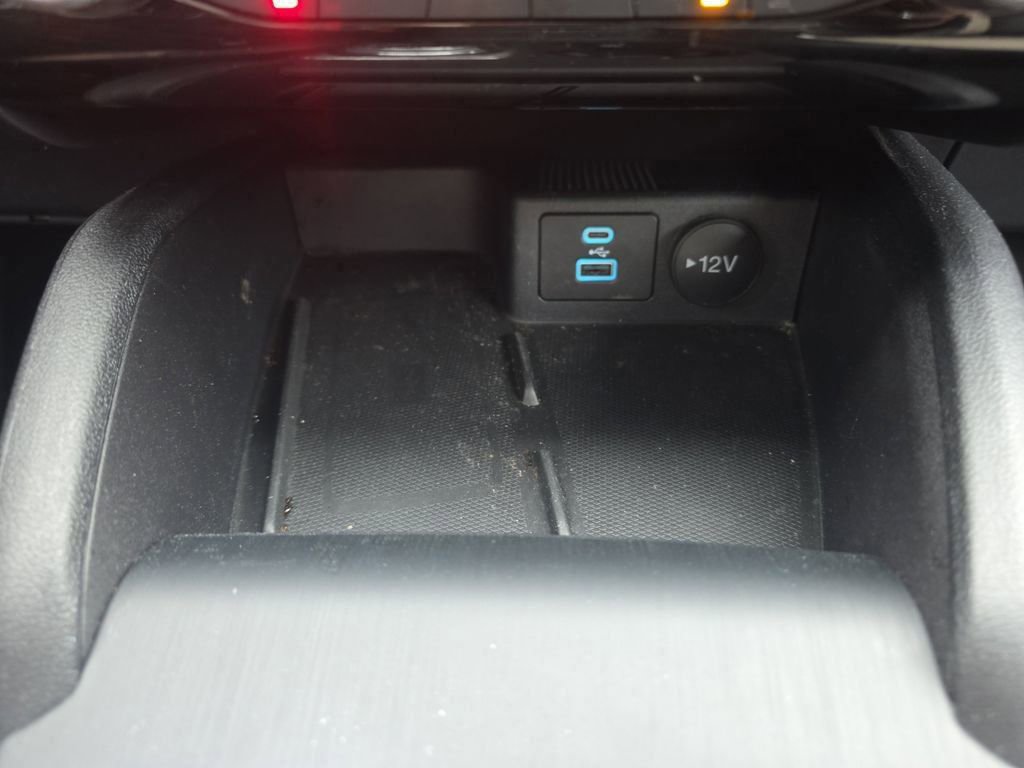 Certified 2022 Ford Escape Titanium w/ Titanium Elite Package image 47