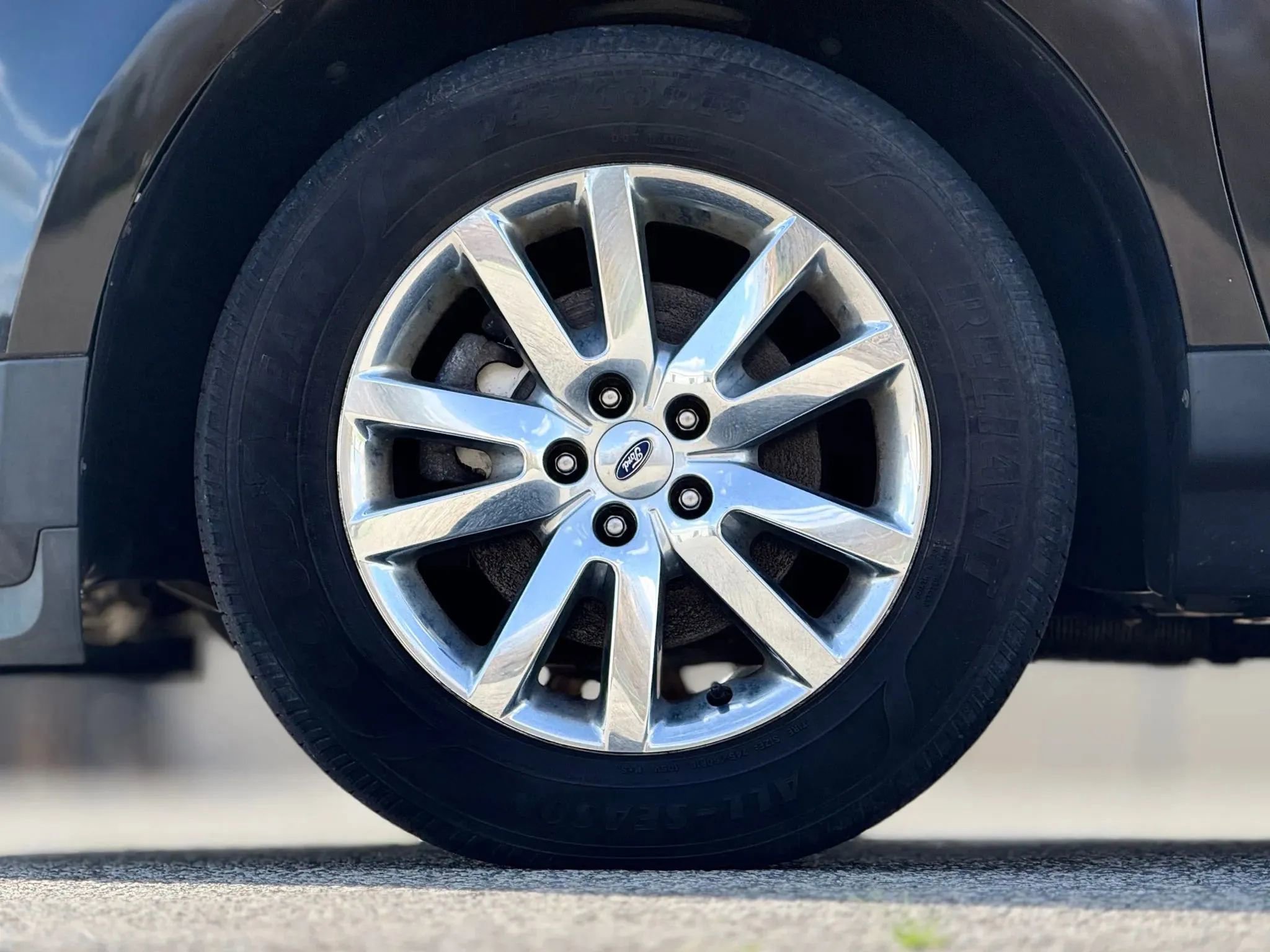 Used 2011 Ford Edge SEL w/ 202A Rapid Spec Order Code image 30