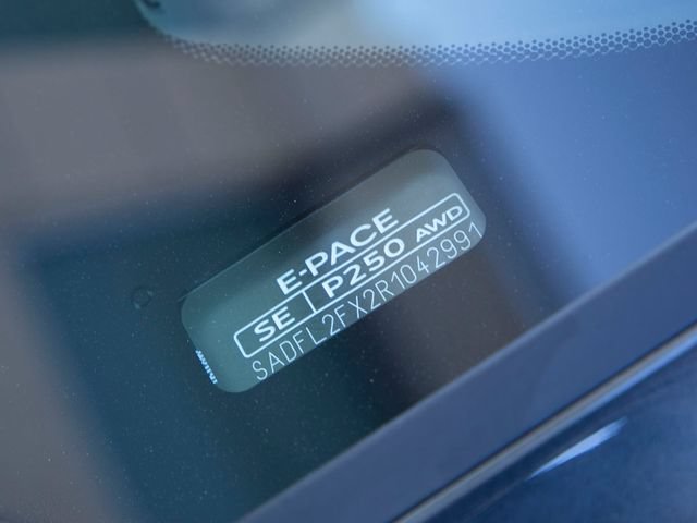 New 2024 Jaguar E-PACE R-Dynamic SE AWD/4WD image 31