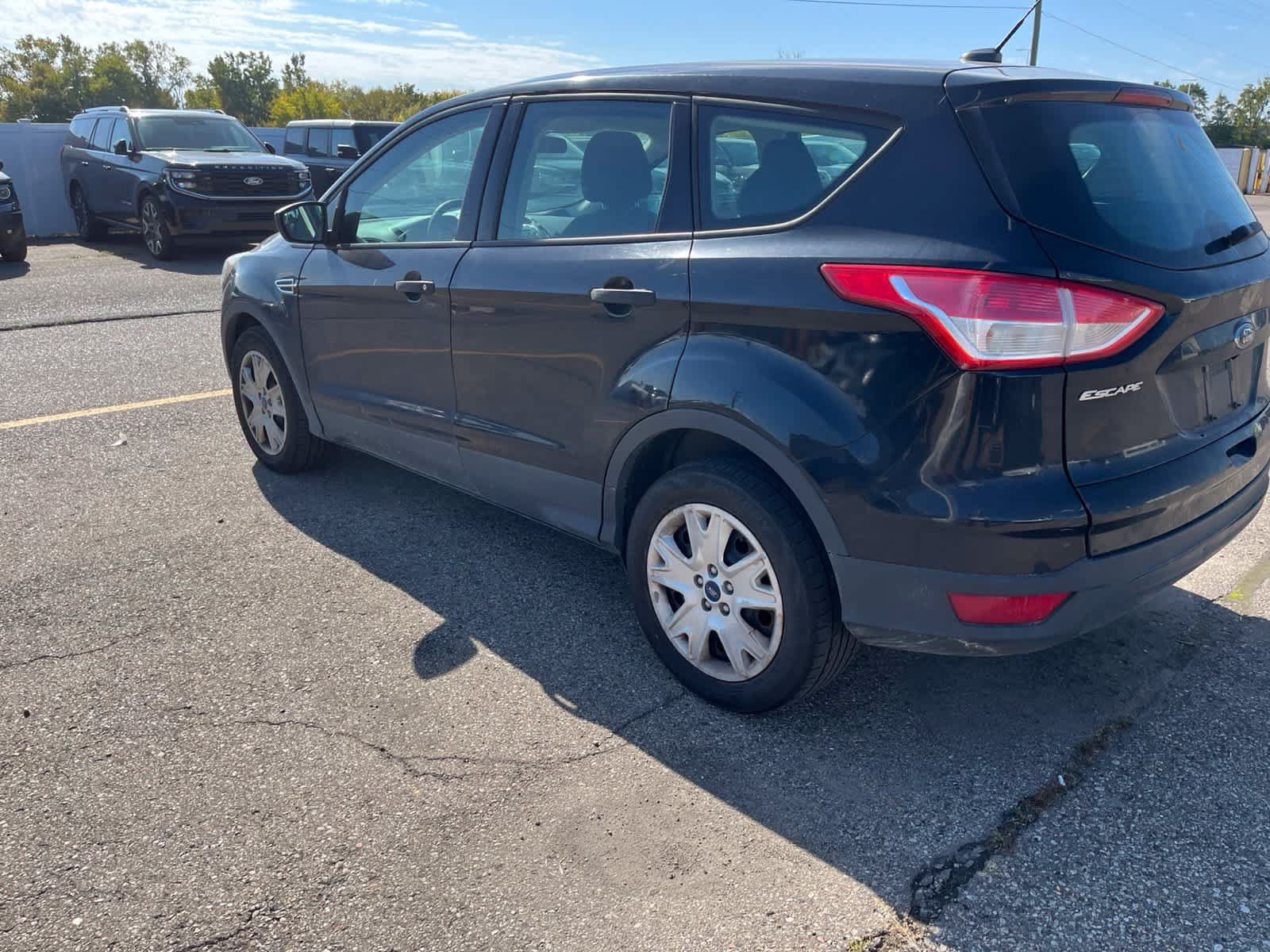 Used 2016 Ford Escape S FWD image 11