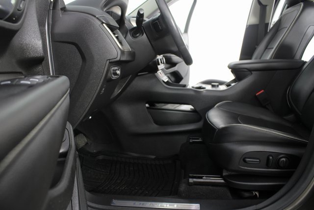 Used 2020 GMC Terrain Denali w/ Denali Premium Package image 20