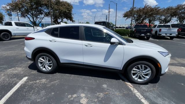 New 2026 Buick Envista Sport Touring w/ Convenience I Package FWD image 3