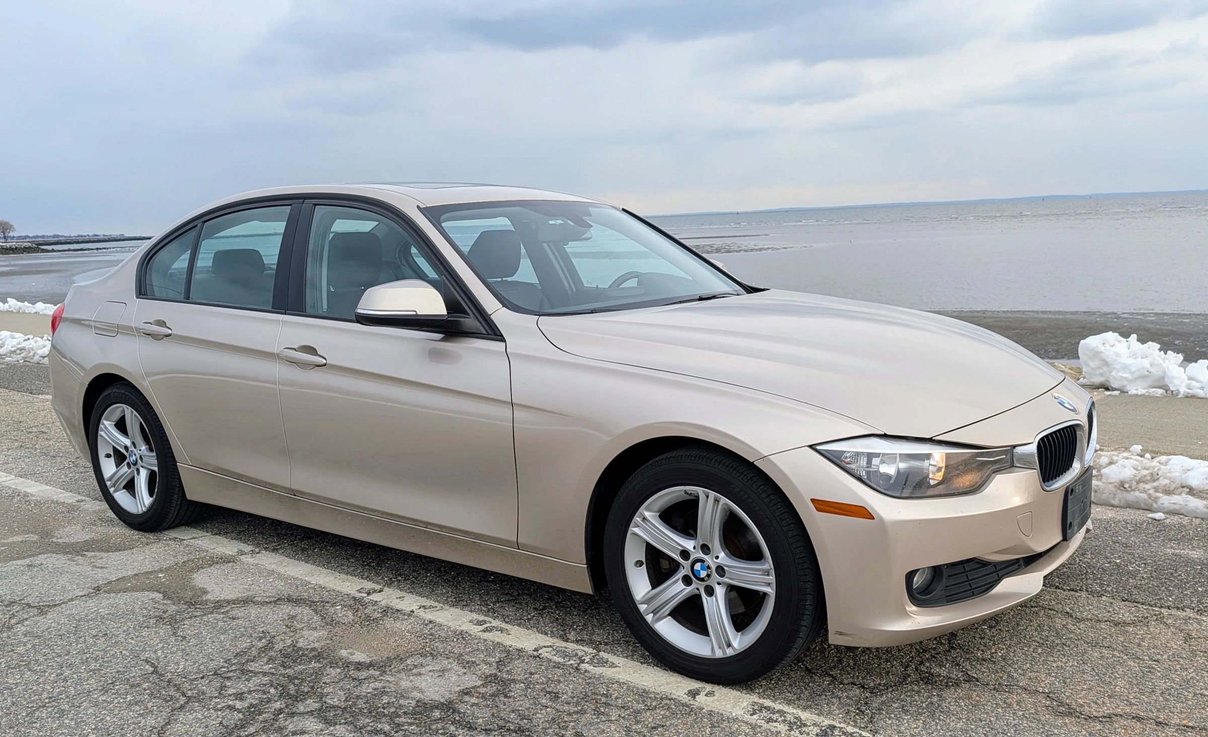 Used 2013 BMW 320i xDrive Sedan image 10
