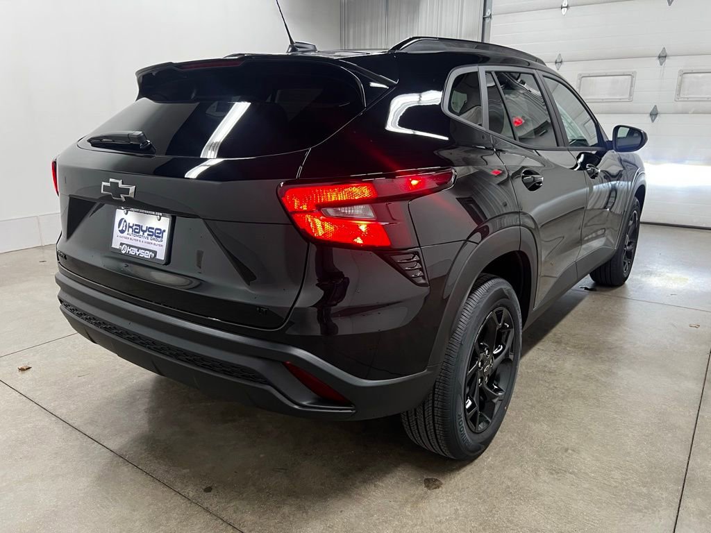 New 2026 Chevrolet Trax LT image 3