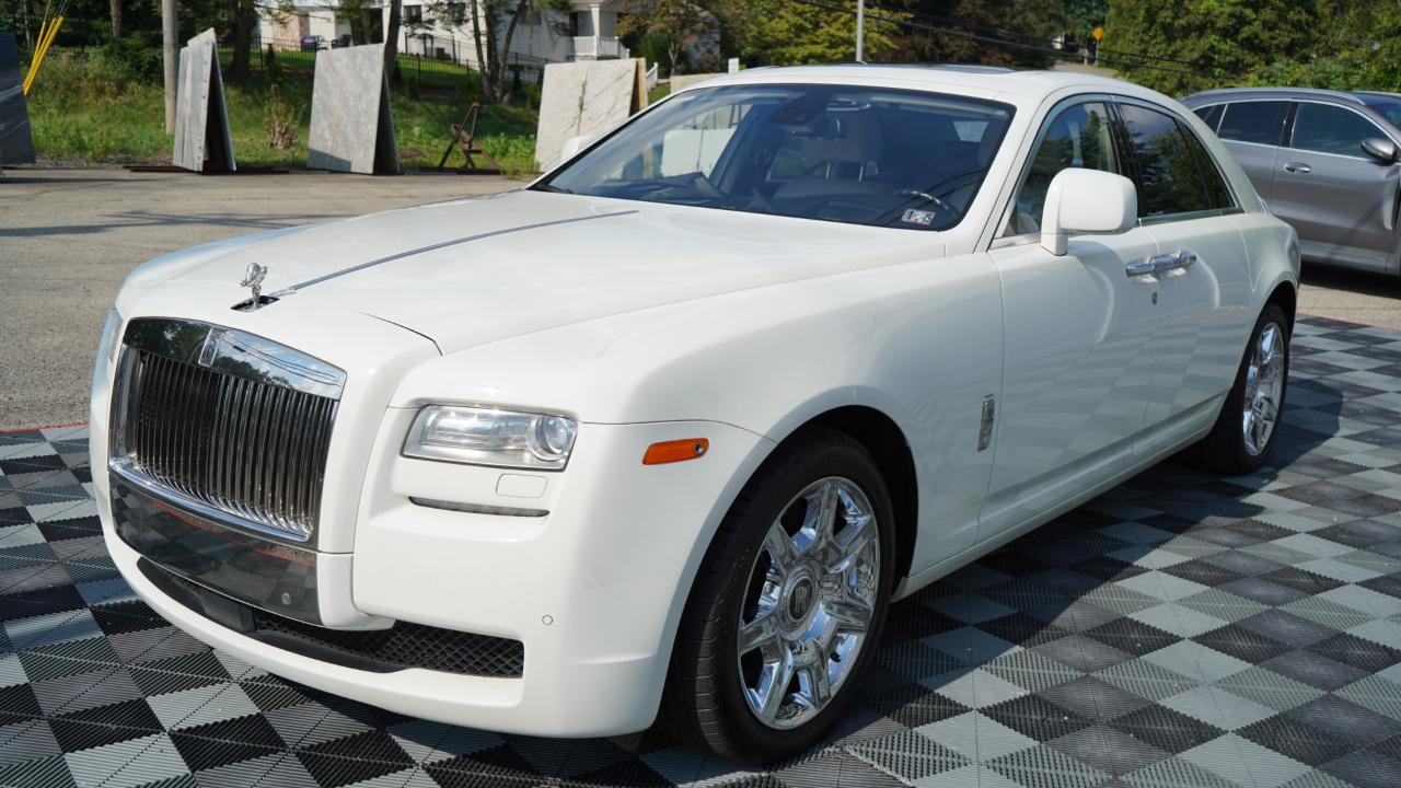 Used 2011 Rolls-Royce Ghost RWD image 12