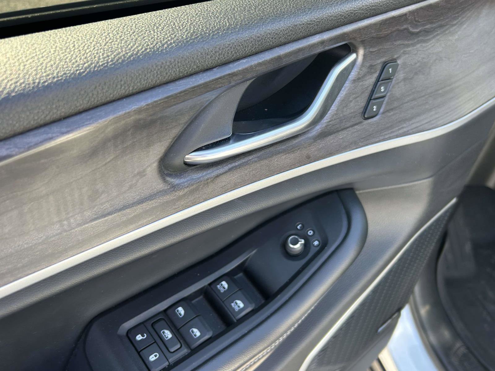 Used 2021 Jeep Grand Cherokee L Limited image 21