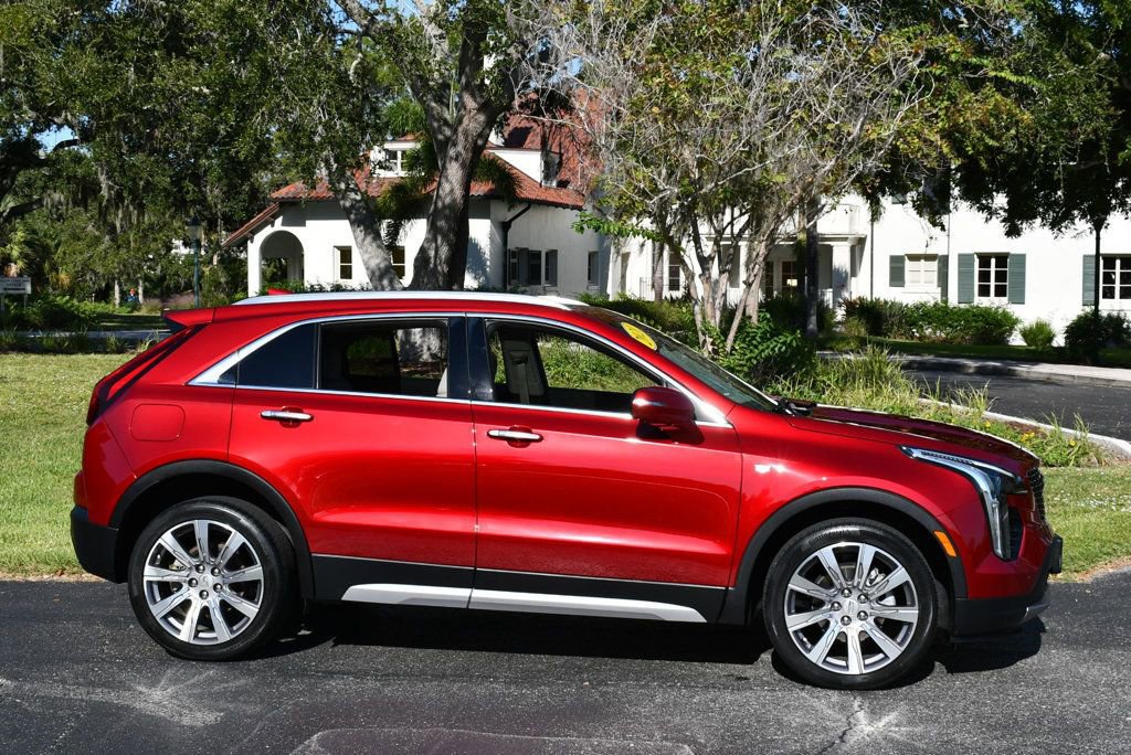 Used 2021 Cadillac XT4 Premium Luxury w/ Driver Awareness Package image 32