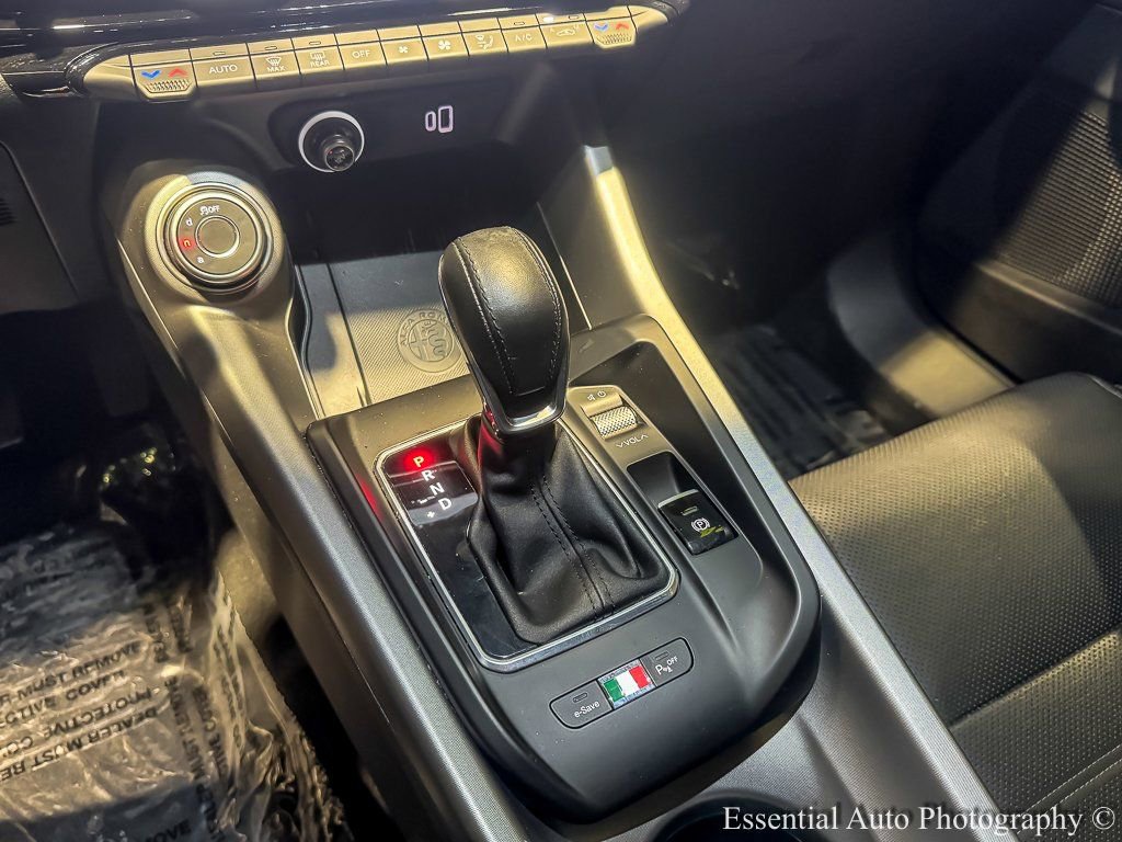 Used 2024 Alfa Romeo Tonale Ti image 27