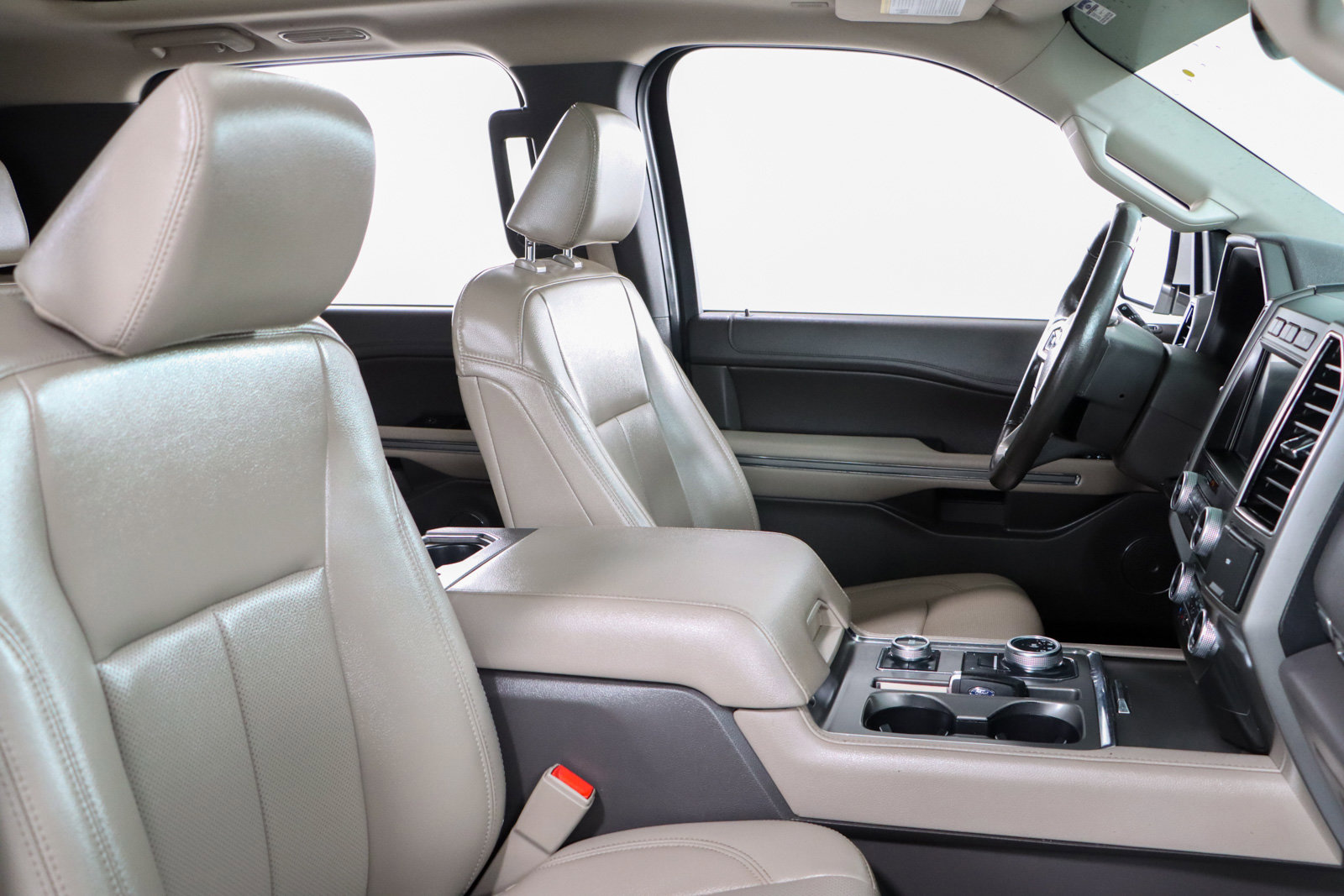 Used 2021 Ford Expedition XLT image 29