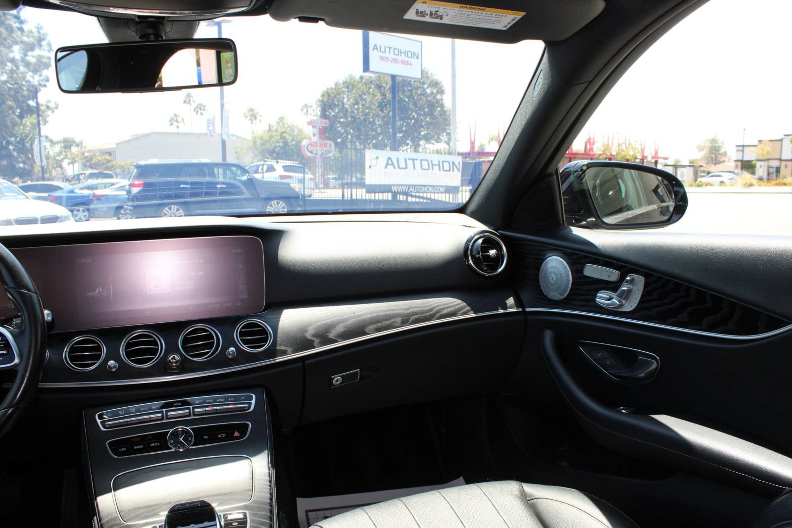 Used 2019 Mercedes-Benz E 300 image 21