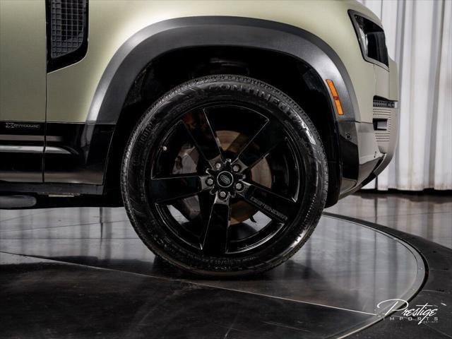 Used 2021 Land Rover Defender 110 X-Dynamic HSE AWD/4WD image 18