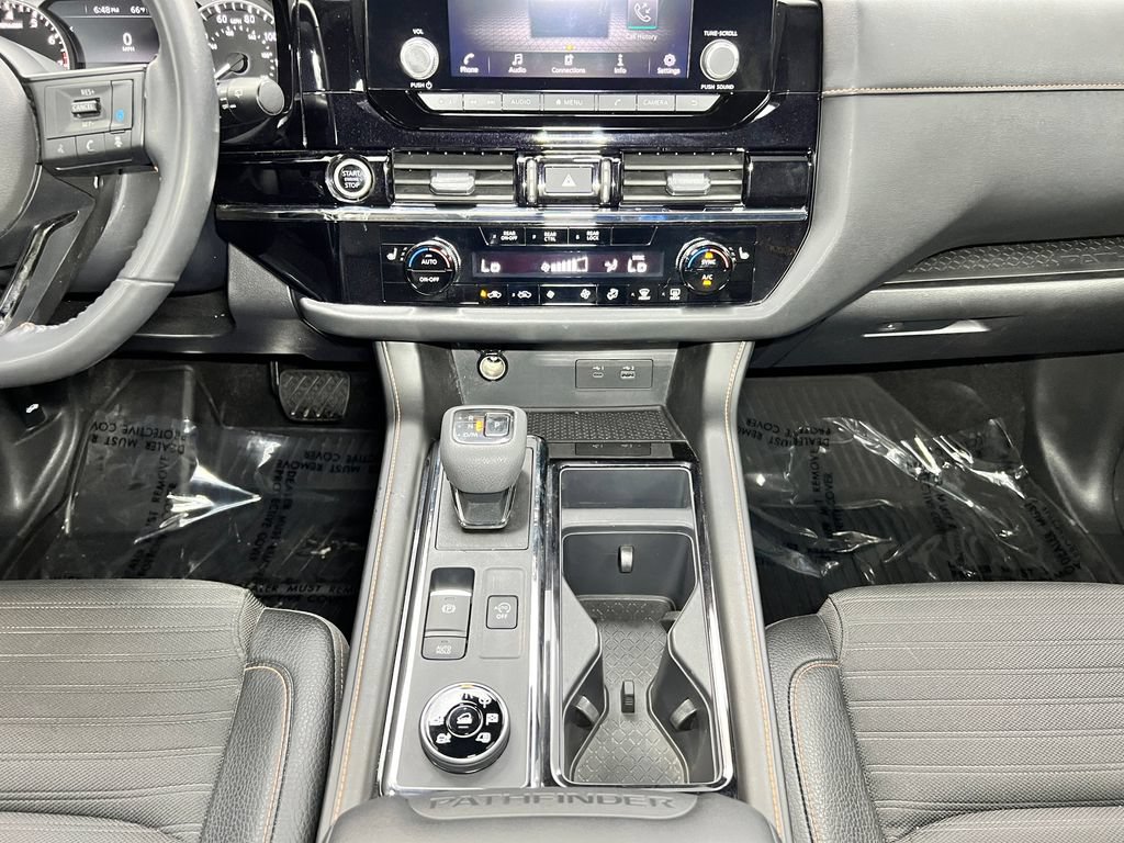 Used 2024 Nissan Pathfinder Rock Creek AWD/4WD image 10