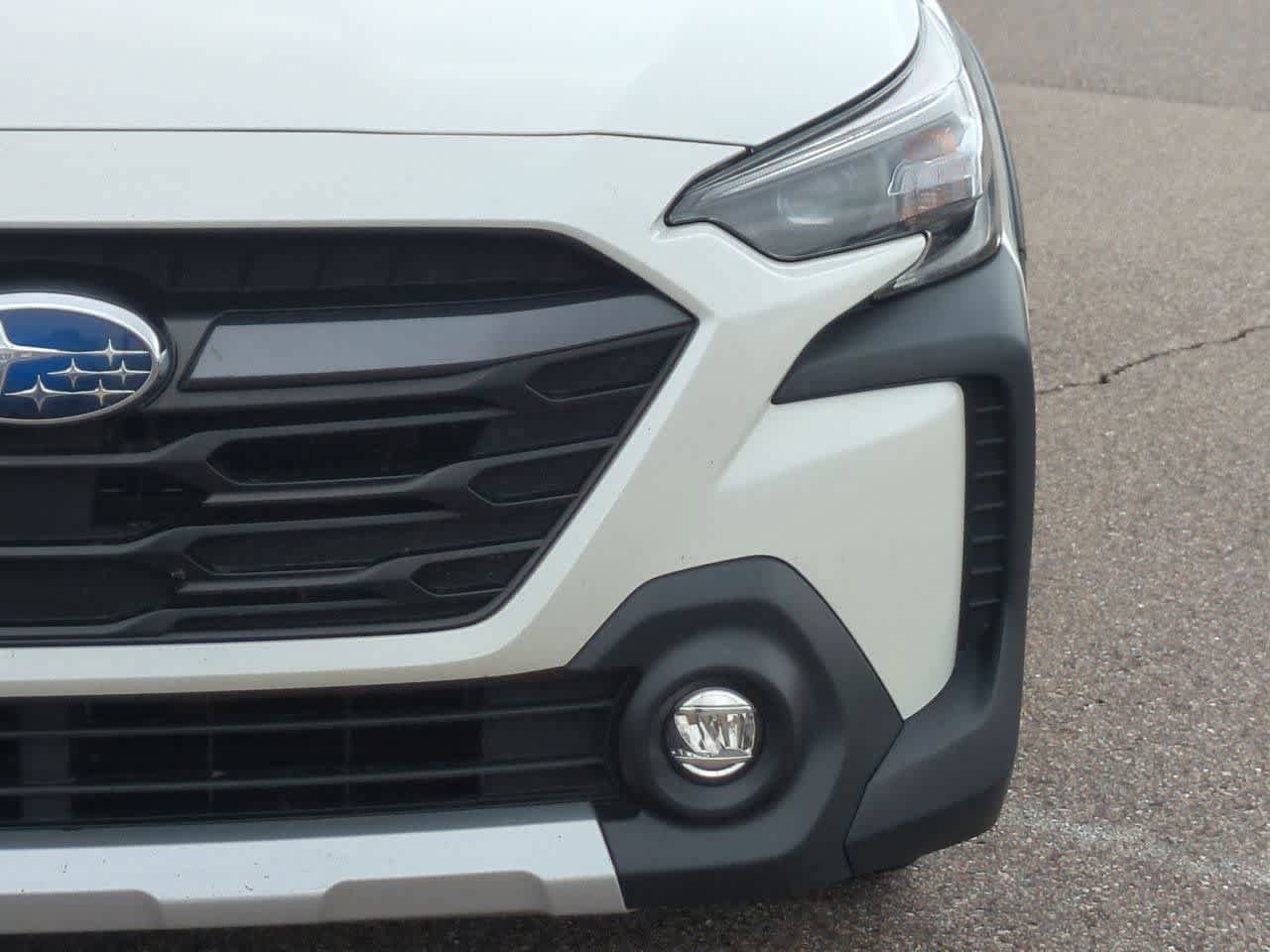 Used 2023 Subaru Outback Limited AWD/4WD image 10
