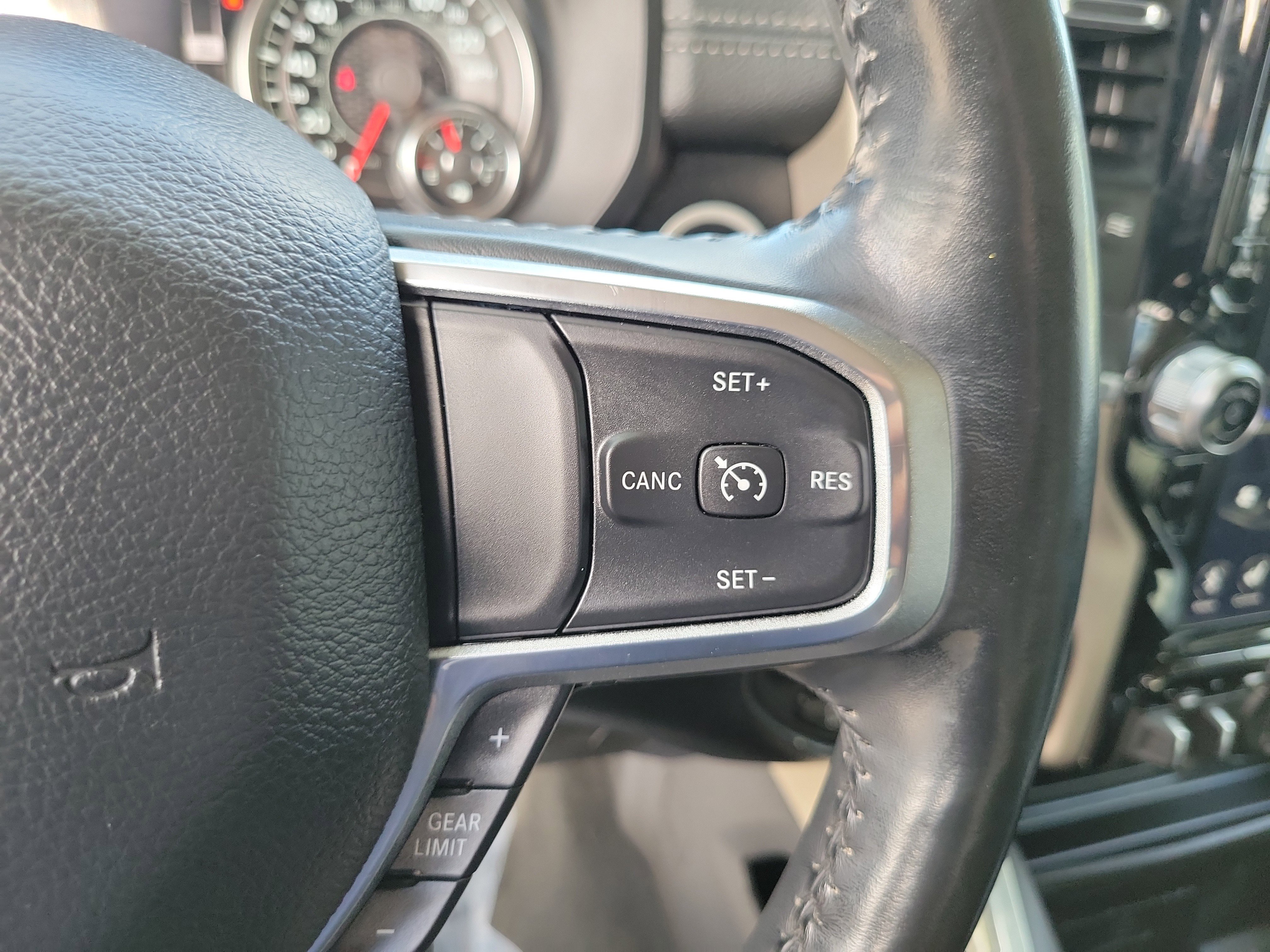 Used 2021 RAM 1500 Laramie RWD image 19