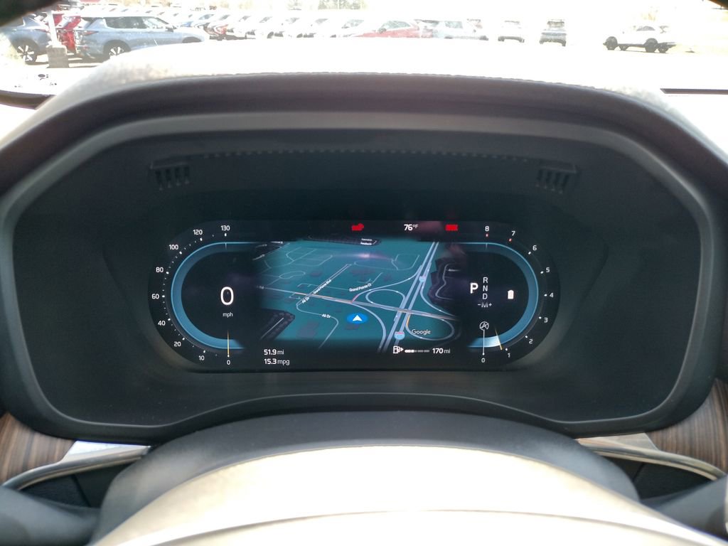 Used 2022 Volvo XC60 B5 Momentum image 22