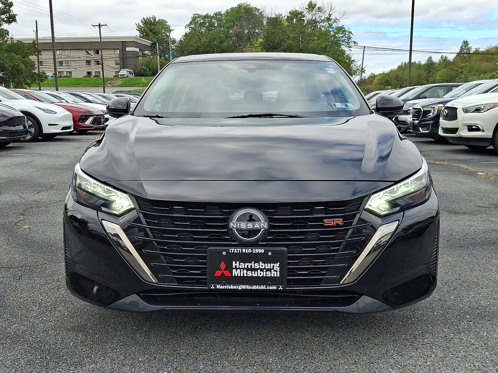 Used 2025 Nissan Sentra SR FWD image 2