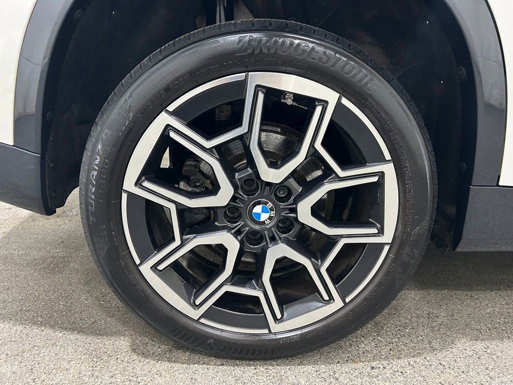 Used 2023 BMW X1 xDrive28i w/ Premium Package image 10