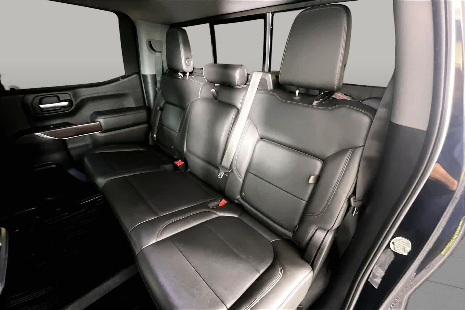 Used 2020 GMC Sierra 1500 SLT RWD image 19