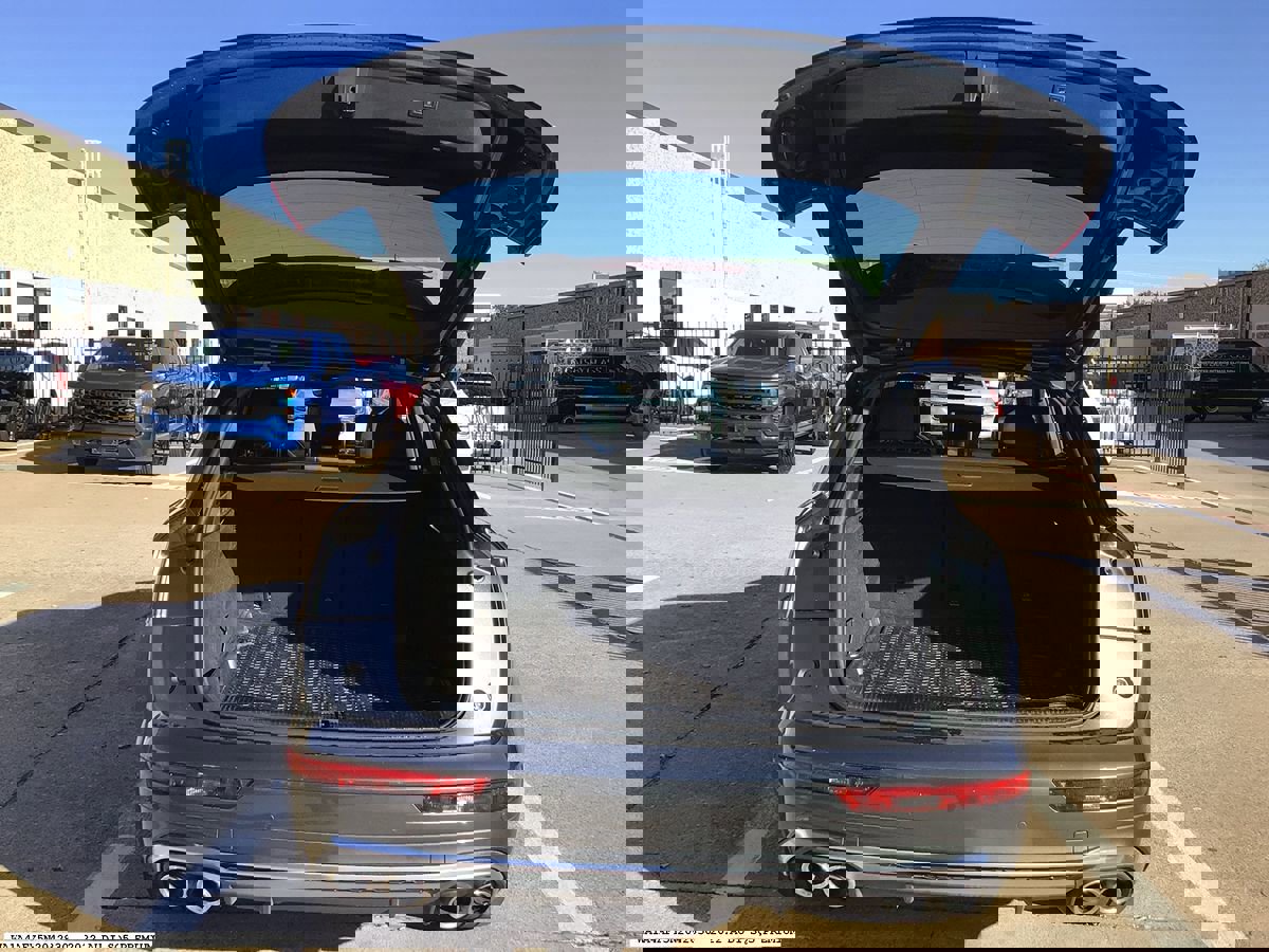 Used 2022 Audi SQ5 Premium image 14