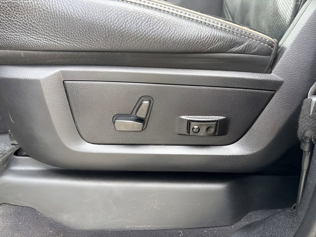 Used 2020 RAM 2500 Limited AWD/4WD image 10